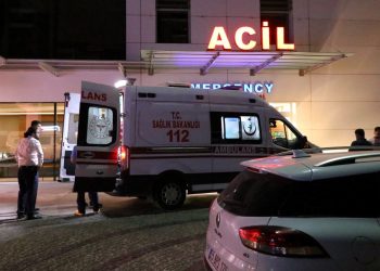 İzmir’de çıkan bıçaklı hengamede 18 yaşındaki genç öldü