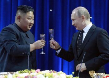 Kim Jong-Un Putin ile görüşmek için yola çıktı