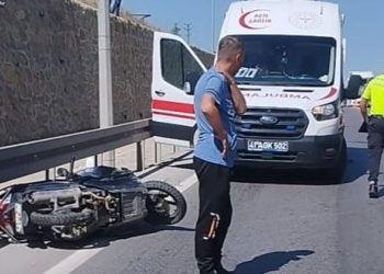 Kocaeli’nde feci kaza: Motosikletli kurye hayatını kaybetti, şoför kaçtı