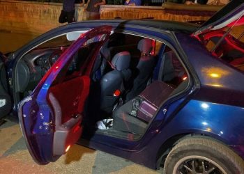 Kuşku üzerine durdurulan arabadan cephanelik çıktı