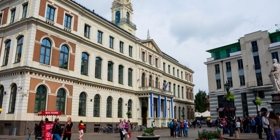 Letonya’da Ruslara lisan pürüzü: Yüzde 61’i başarısız