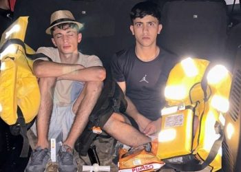 Lüks araçta göçmen kaçakçılığı: 3 kişi tutuklandı