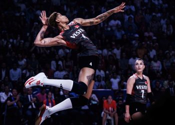 Milletlerarası Voleybol Federasyonu’ndan devşirme atlete sınırlama