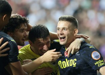 MKE Ankaragücü-Fenerbahçe maçı ne vakit, saat kaçta ve hangi kanalda? (Muhtemel 11)