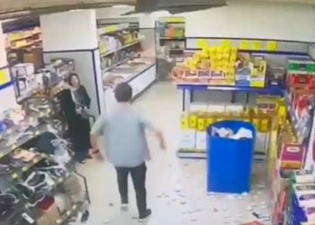 Müşteri, market çalışanını öldürdü