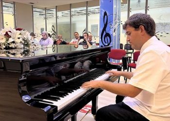 Otizmli “mutlak kulak” Sıtkı Taylan Hartavi’den piyano resitali