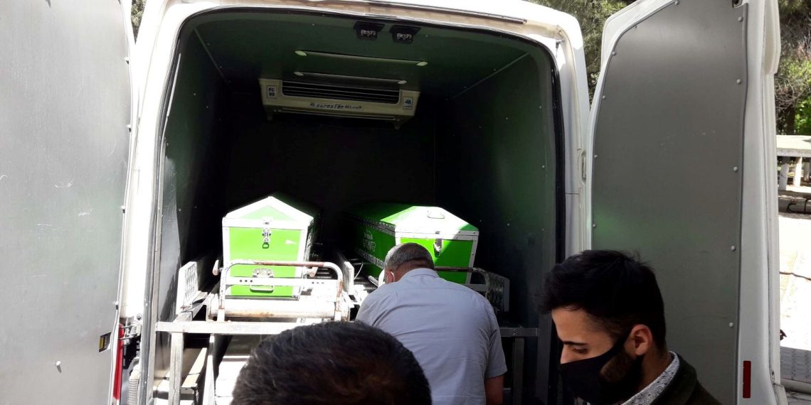 Otoyolda zincirleme kaza: 2 meyyit, 10 yaralı