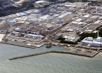 Radyoaktif su okyanusa boşaltılıyor