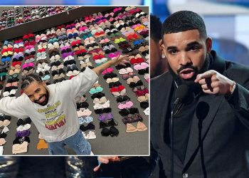 Rapçi Drake konserde kendisine fırlatılan iç çamaşırlarıyla poz verdi
