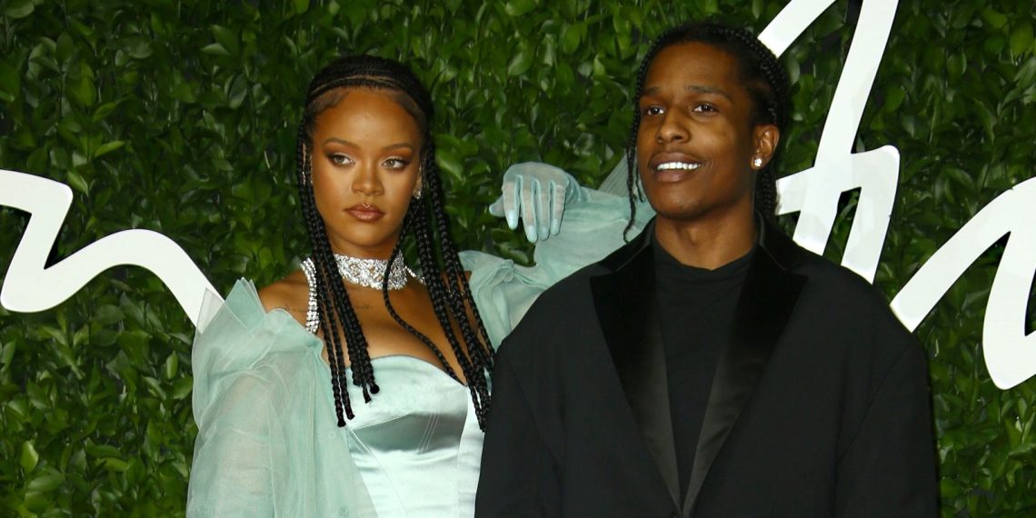 Rihanna’nın ikinci bebeğinin ismi muhakkak oldu