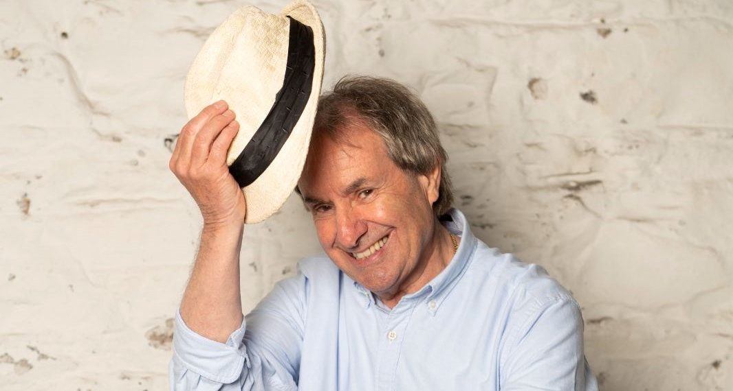 Romantik müziğin ünlü ismi Chris de Burgh 11 yıl ortadan sonra Türkiye’ye geliyor