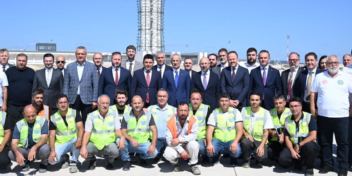 Sabiha Gökçen Havalimanı 2. Pist’inde test uçuşları başladı