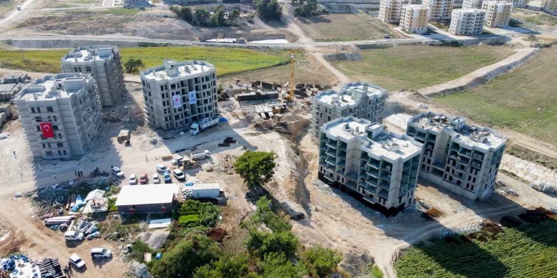 Sarsıntı bölgesinde yeni konutların teslimi kasım ayında başlıyor