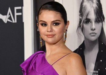 Selena Gomez Hollywood grev kuralını yıktı