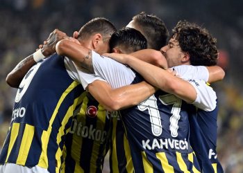 SON DAKİKA: Fenerbahçe, İstanbul’da farklı kazandı