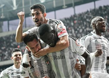 SON DAKİKA: Süper Lig | Beşiktaş 2-0 Sivasspor (Maç sonucu)