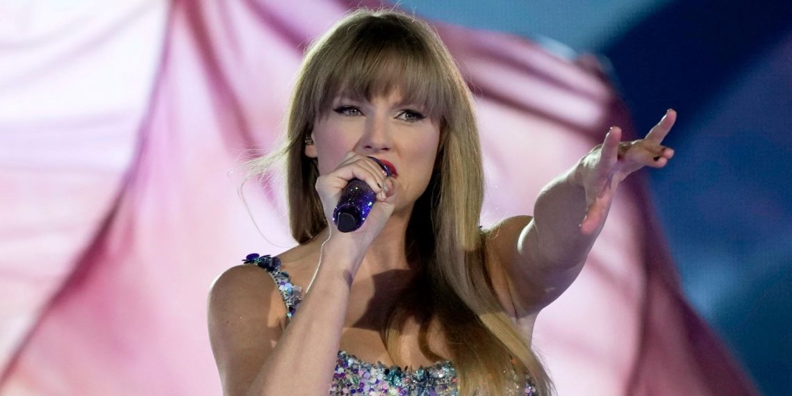 Taylor Swift, Örümcek-Adam filminin bilet satış rekorunu kırdı