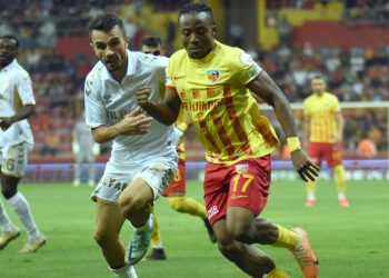Transfer yasağı olan Kayserispor namağlup devam ediyor