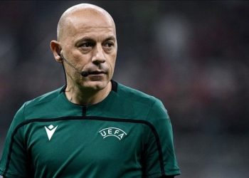 UEFA’dan Cüneyt Çakır’a vazife