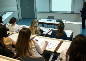 Vakıf üniversitelerine fiyat uyarısı