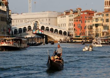 Venedik’e günübirlik gelen turistlerden giriş fiyatı alınacak