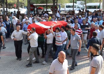 Yangına müdahale ederken dumandan etkilenen orman koruma memuru kurtarılamadı