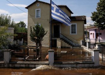 Yunanistan’da salgın alarmı: Şebeke suyu kullanmayın