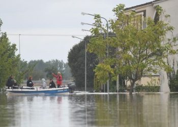 Yunanistan’da su baskının yaşandığı bölgeler havadan görüntülendi