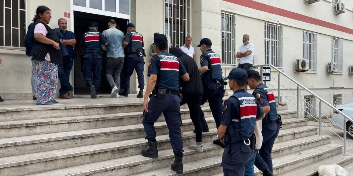 Yurtdışına çıkmak isteyen 602 kaçak göçmen yakalandı