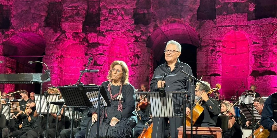 Zülfü Livaneli ile Yunan sanatçı Maria Faranduri Atina’da konser verdi