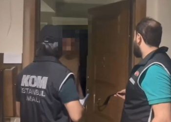 3 vilayette FETÖ operasyonu: 7 gözaltı