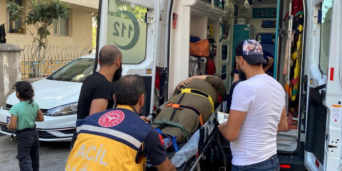 8 aylık gebe bayan çamaşır asarken balkondan düştü