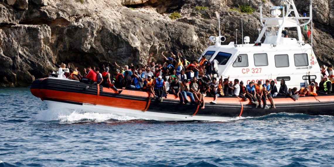 AB ülkeleri göç krizlerini yönetmek için yeni kurallar üzerinde anlaştı