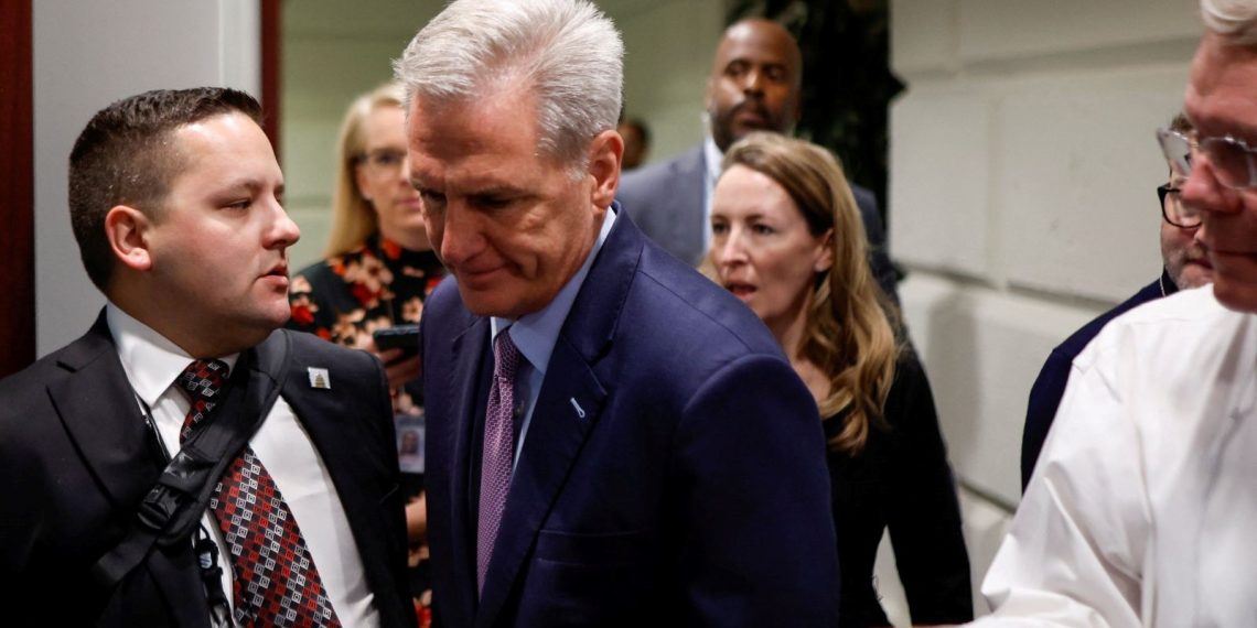 ABD tarihinde birinci: Temsilciler Meclisi Lideri, kendi partisinden üyelerin oylarıyla koltuğundan oldu