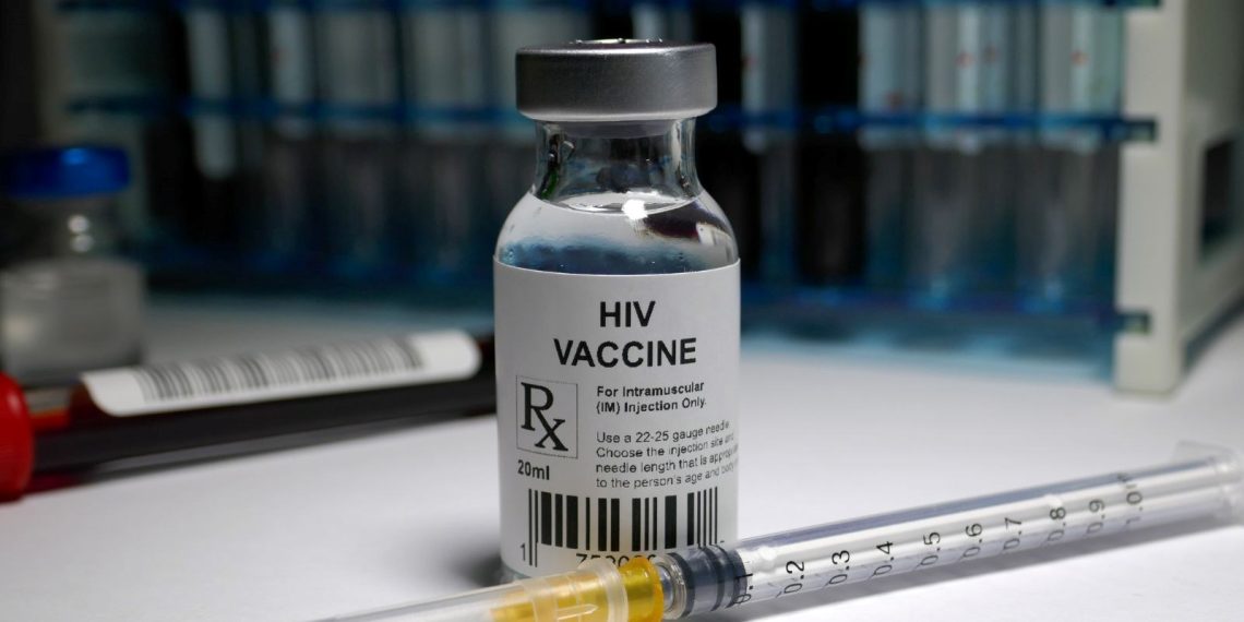 ABD ve Güney Afrika Cumhuriyeti’nde yeni HIV aşısının faz-1 denemelerine başlandı