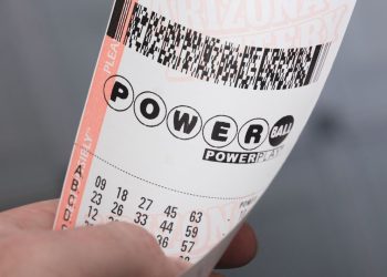 ABD’de Powerball ikramiyesi 1,7 milyar doları aştı