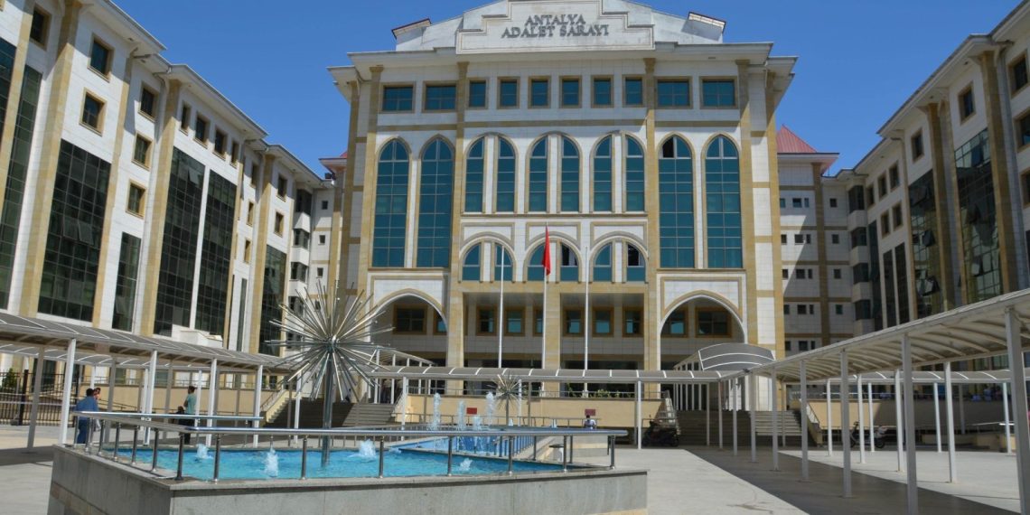 Adliye emanetinden 6 kilo uyuşturucu çalındı, 3’ü memur 5 kişi tutuklandı