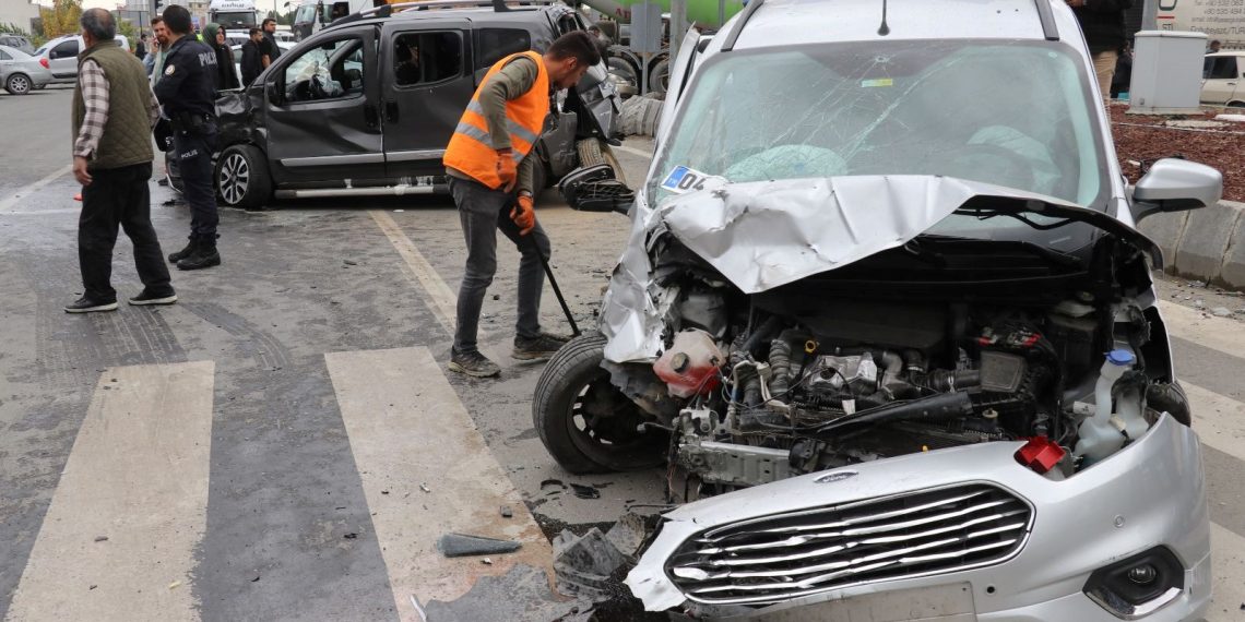 Ağrı’da trafik kazası: 6 yaralı