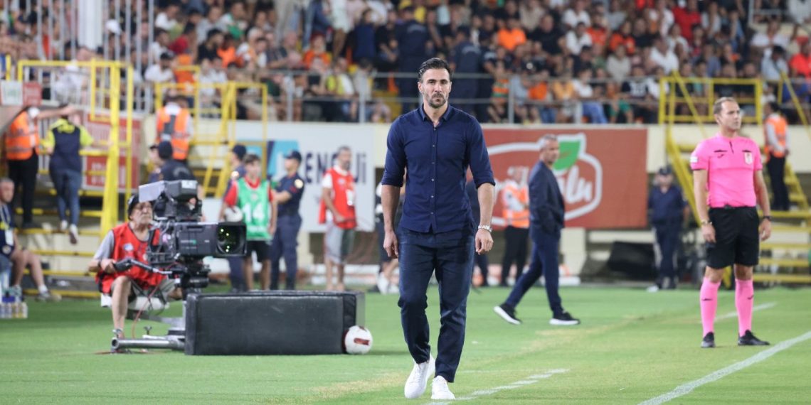 Alanyaspor – Fenerbahçe maçında Ömer Erdoğan kırmızı kart gördü