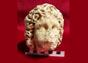 Amasra’daki hafriyat çalışmalarında tarihi heykel başı bulundu