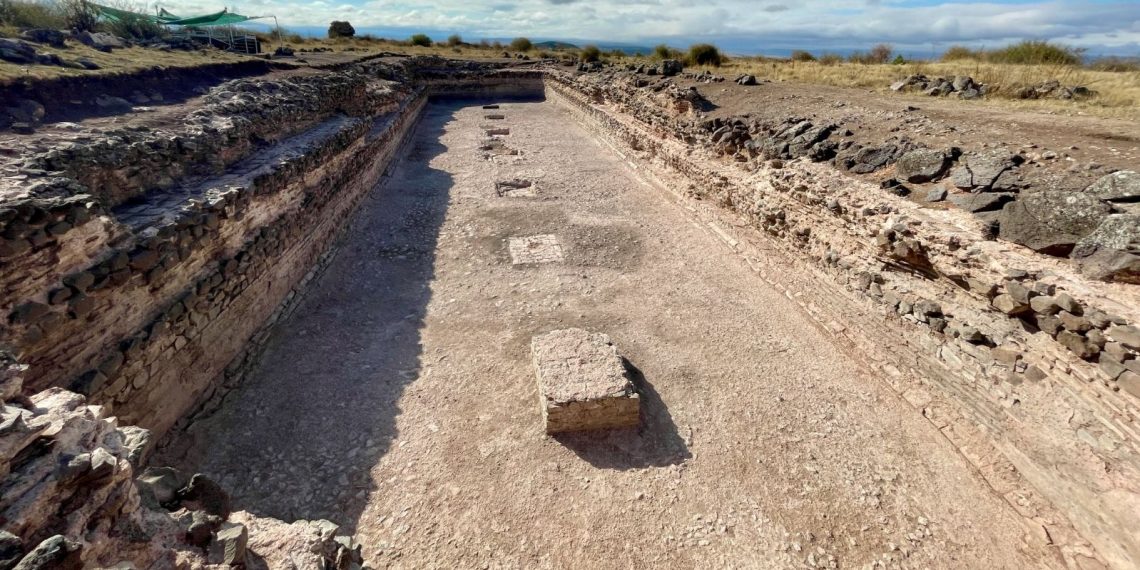 Anadolu’da kale yerleşimlerindeki en büyük sarnıçlardan biri gün yüzüne çıkarıldı
