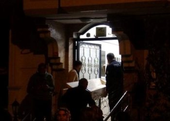 Annesiyle birlikte yaşayan bayan banyoda meyyit bulundu