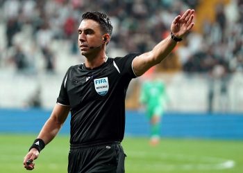 Antalyaspor-Galatasaray maçının VAR hakemi Arda Kardeşler