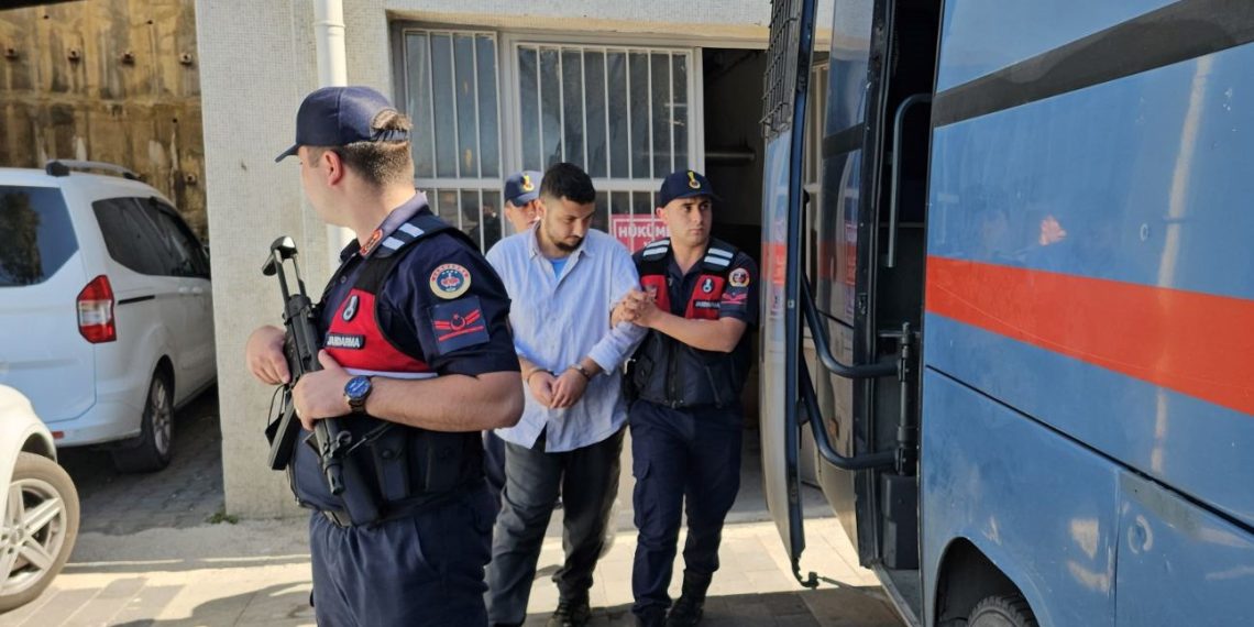 Apartman yöneticisini yaralayıp, eşini öldüren sanık: Beni babam azmettirmedi