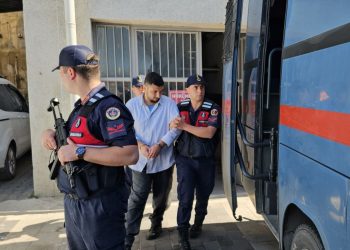 Apartman yöneticisini yaralayıp, eşini öldüren sanık: Beni babam azmettirmedi