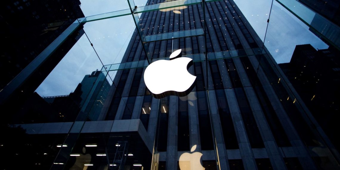 Apple Fransa çalışanlarından grev daveti