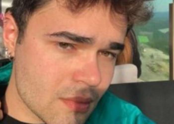 Arabanın çarptığı hukuk fakültesi öğrencisi hayatını kaybetti