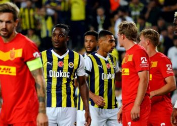 Batshuayi, İsmail Kartal’dan özür diledi