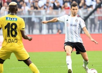 Beşiktaş’tan sakatlık açıklaması: Salih Uçan’ın son durumu aşikâr oldu