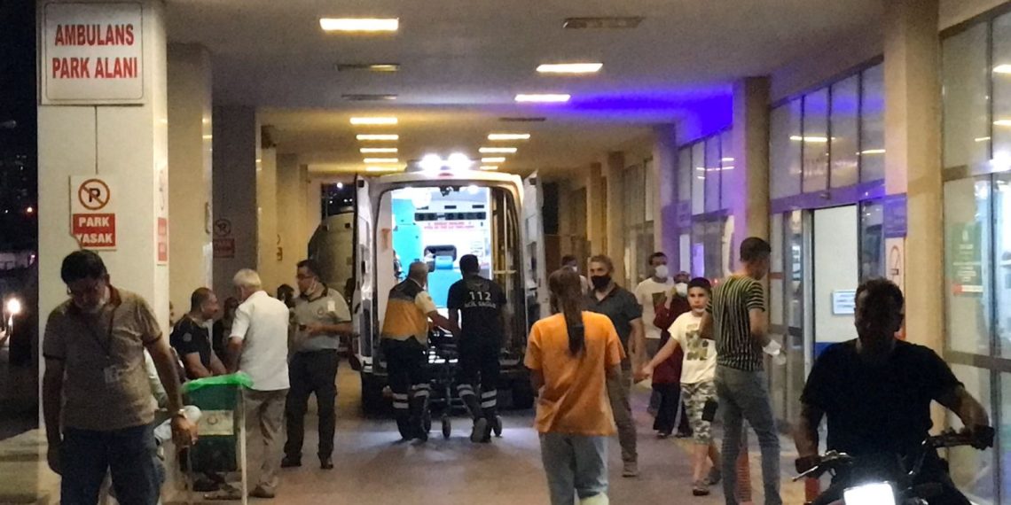 Birlikte yaşadığı bayanı sokak ortasında öldürdü